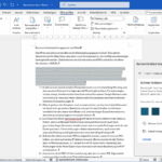 Bildschirmansicht von Word-Datei mit Barriereprüfung und Markierung von Kontrastproblem